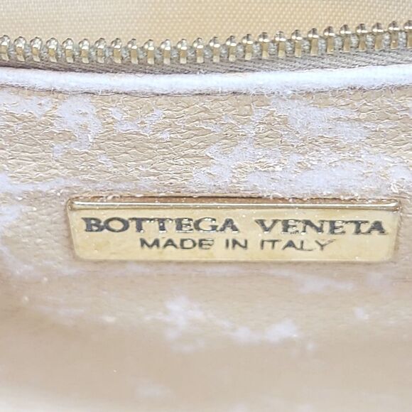 Bottega Veneta Leather Shoulder Bag - Picture 4 of 6